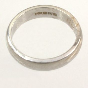 18ct white gold 4.3g Wedding Ring size K